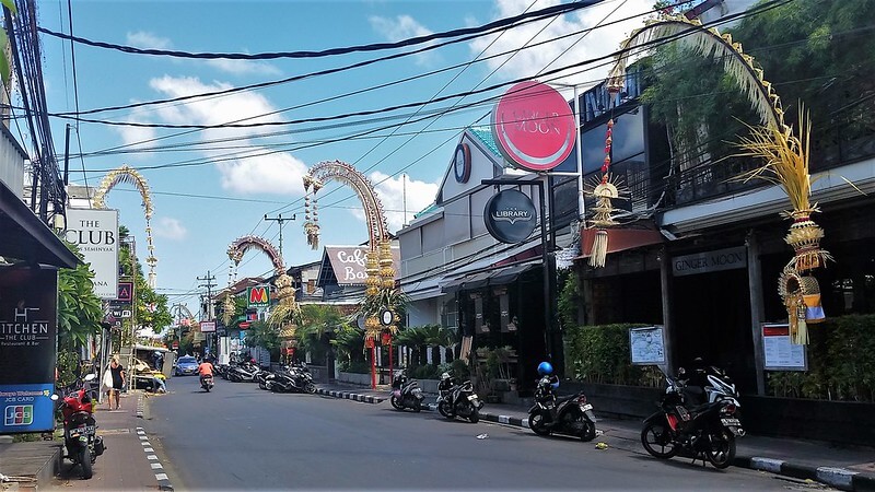 Rent a Car in Seminyak