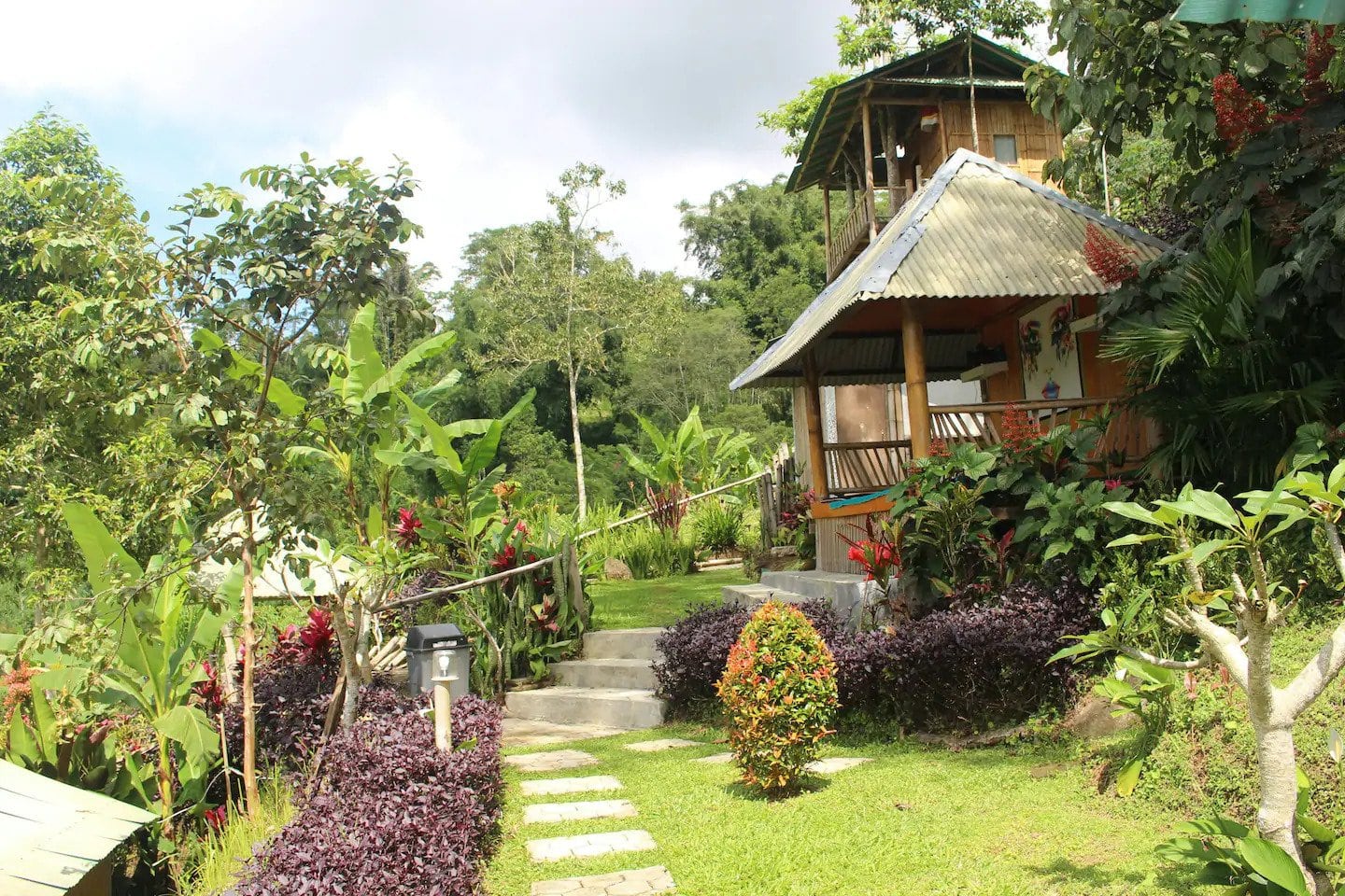 Bali Tree House by Pelangi